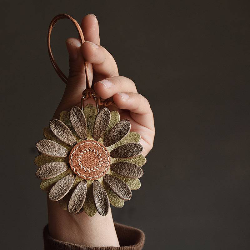 Flower | Handmade Leather Bag Charm & Keychain - Ayaya